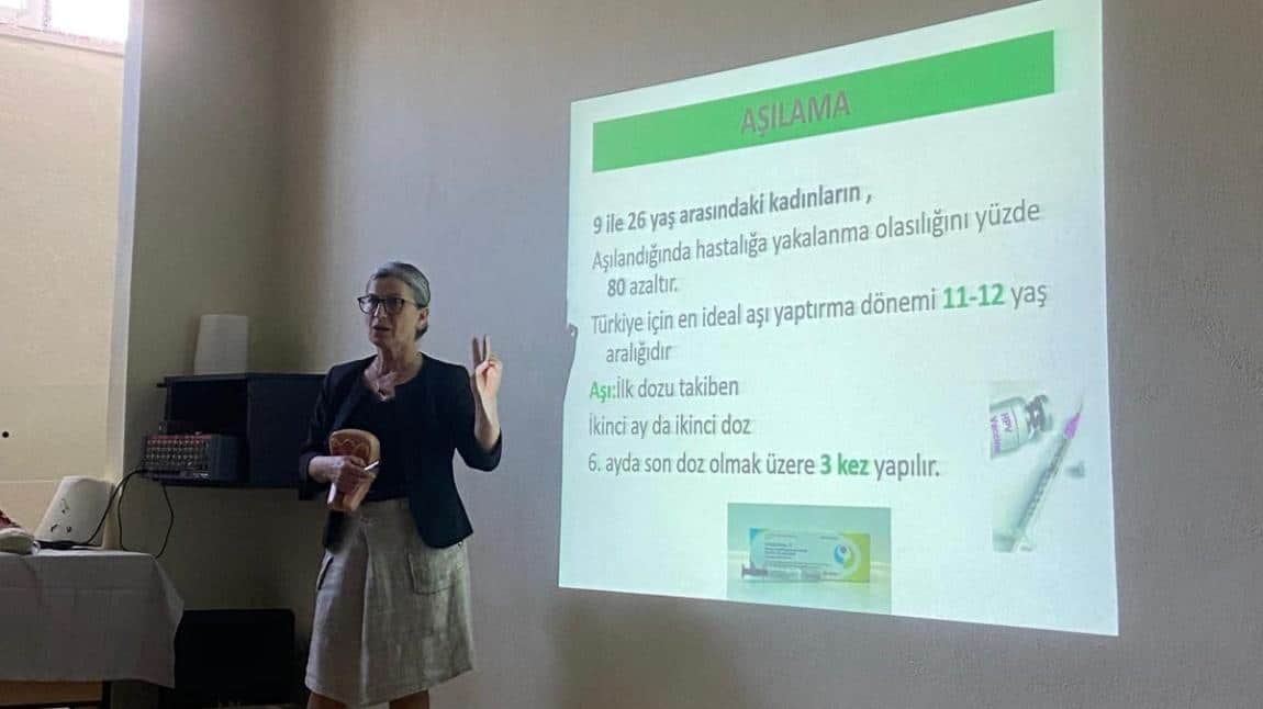 Okulumuzda Anneler Günü Etkinliği ve Sağlık Semineri
